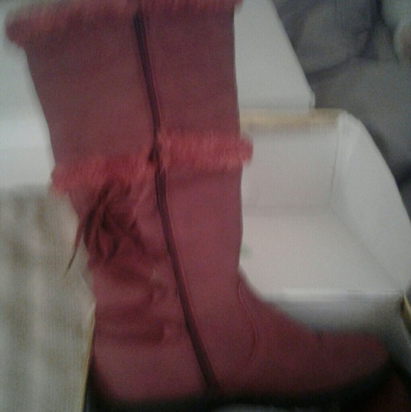 Weather Boots - Picture 3 of 3